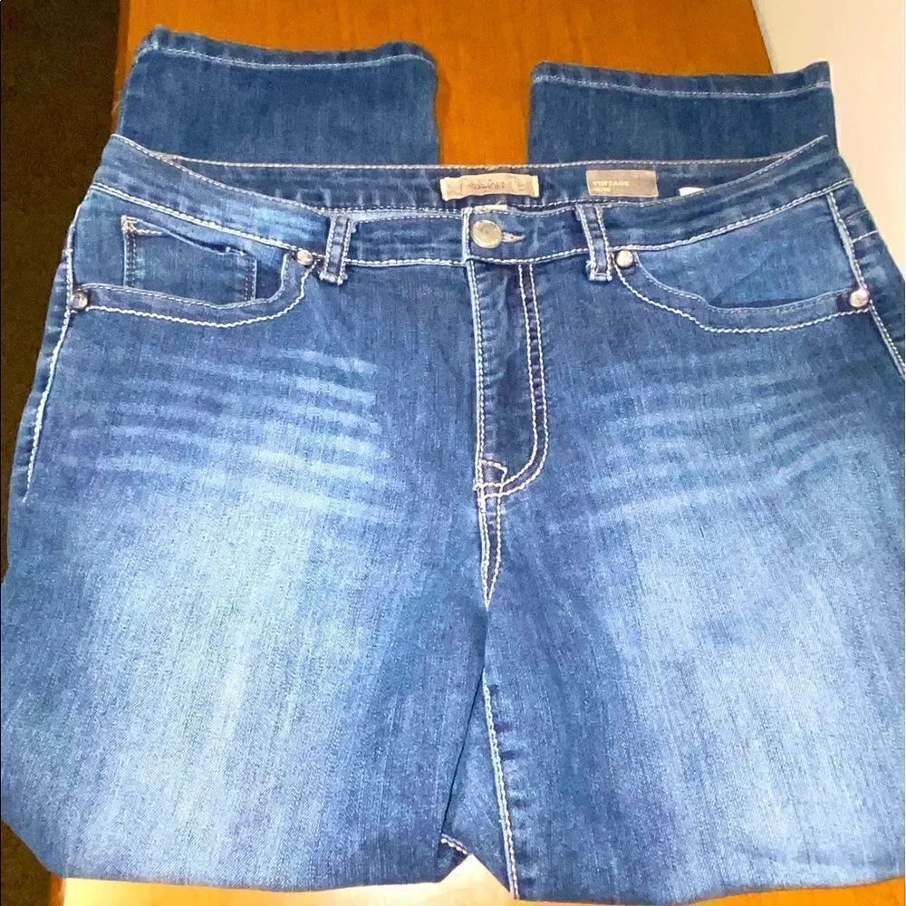 American vintage embroidered pocket jeans